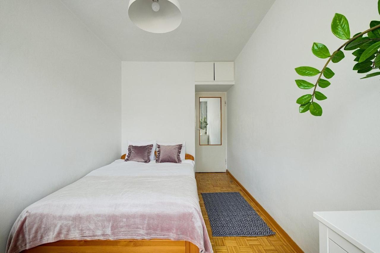 2 Bedroom Apt In Heart Of Warsaw Zgoda 9 Tv70 المظهر الخارجي الصورة