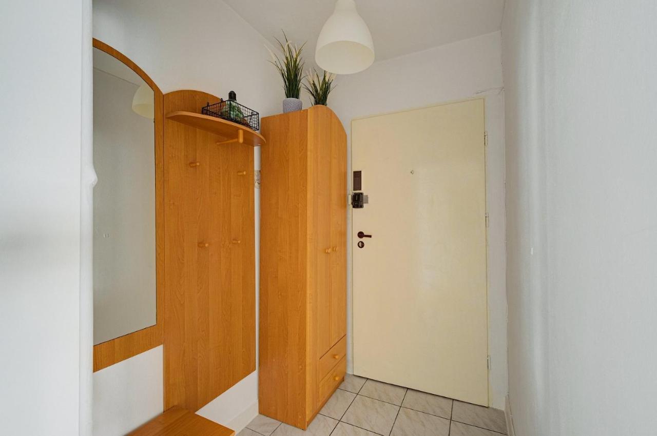 2 Bedroom Apt In Heart Of Warsaw Zgoda 9 Tv70 المظهر الخارجي الصورة
