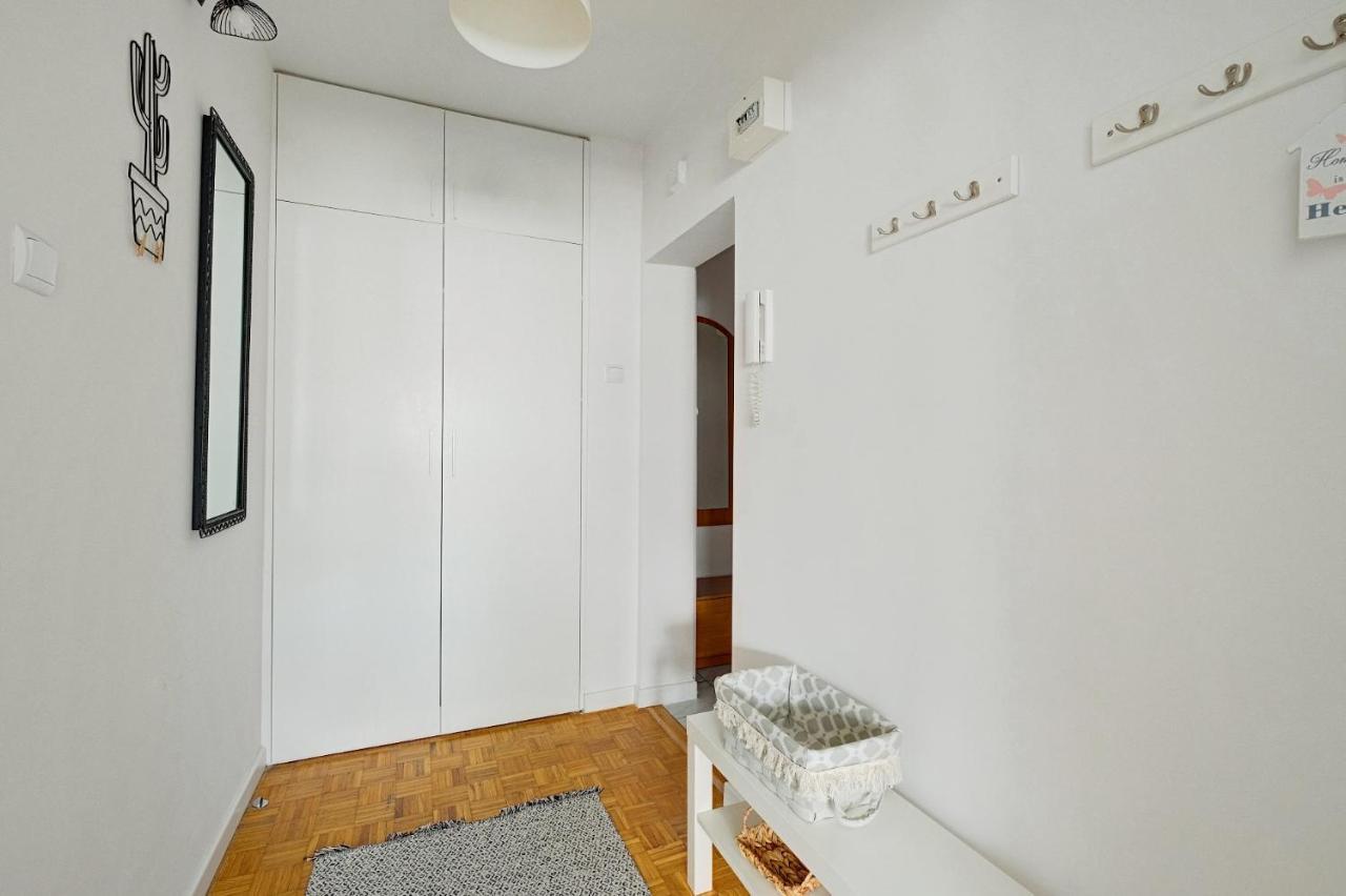 2 Bedroom Apt In Heart Of Warsaw Zgoda 9 Tv70 المظهر الخارجي الصورة