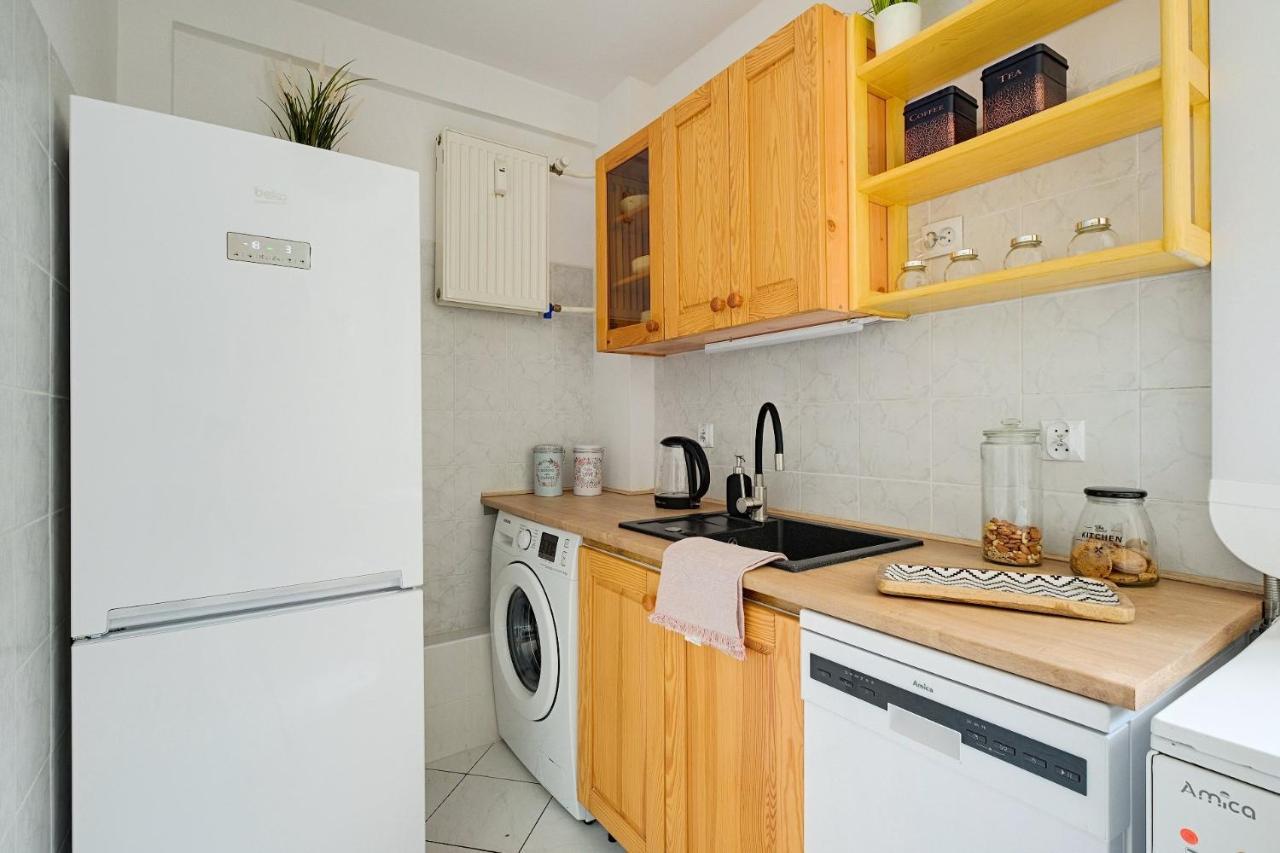 2 Bedroom Apt In Heart Of Warsaw Zgoda 9 Tv70 المظهر الخارجي الصورة